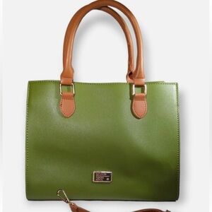 Davijones 💕 avocado 🥑 purse